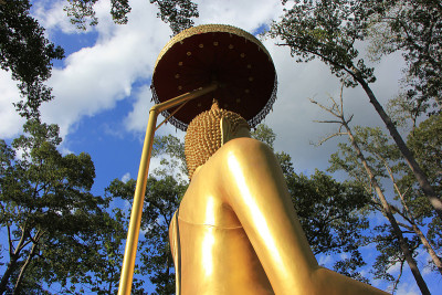佛像背面