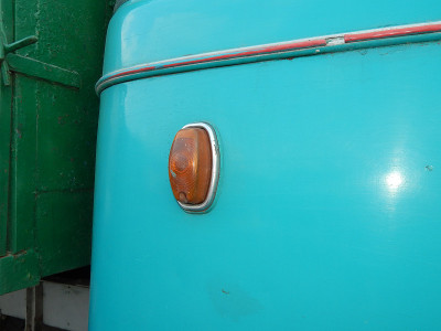 军用汽车、装备、复古物品和元素