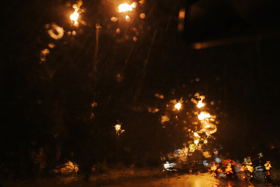 城市的暴风雨之夜