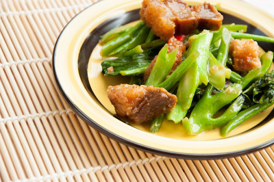 脆肉炒甘蓝蒸饭