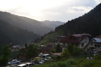 Ayder高原，Rize，土耳其。Ayder山谷位于Rize和Artvin之间。是夏季旅游的热门目的