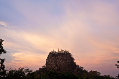 taongkalat修道院和波帕山，缅甸