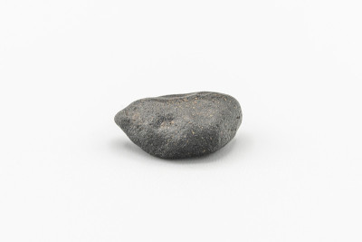 Black magnetic Tektite Meteorite called Atacamaite