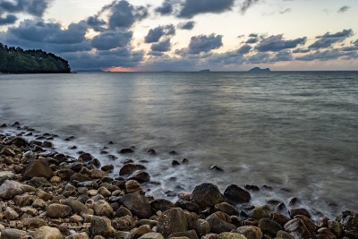 和平海滩