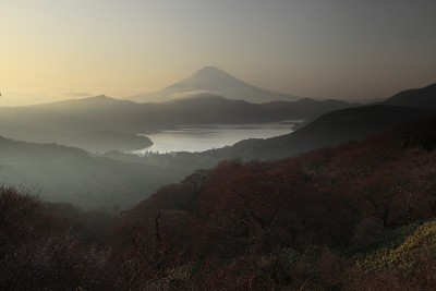 富士山和欣之子湖日落