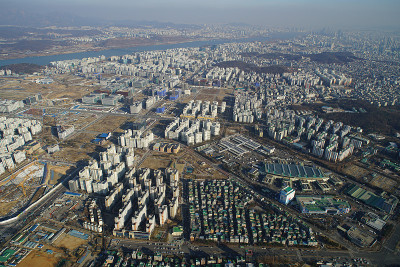 韩国首尔的猫洞