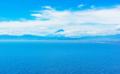 日本镰仓，富士山天海尽收眼底