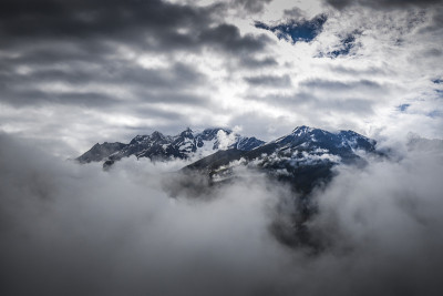 山峰