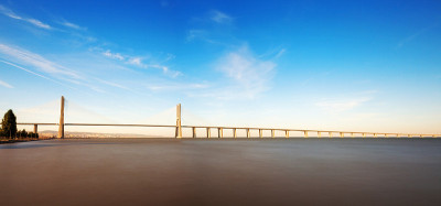 瓦斯科达伽马桥全景