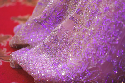 Lehenga裙子是印度新娘的婚纱