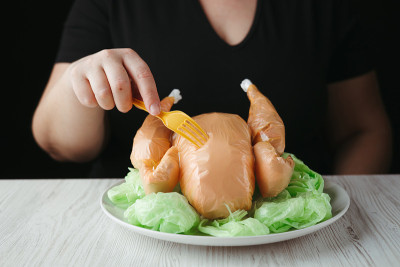 食品和水的微塑料污染