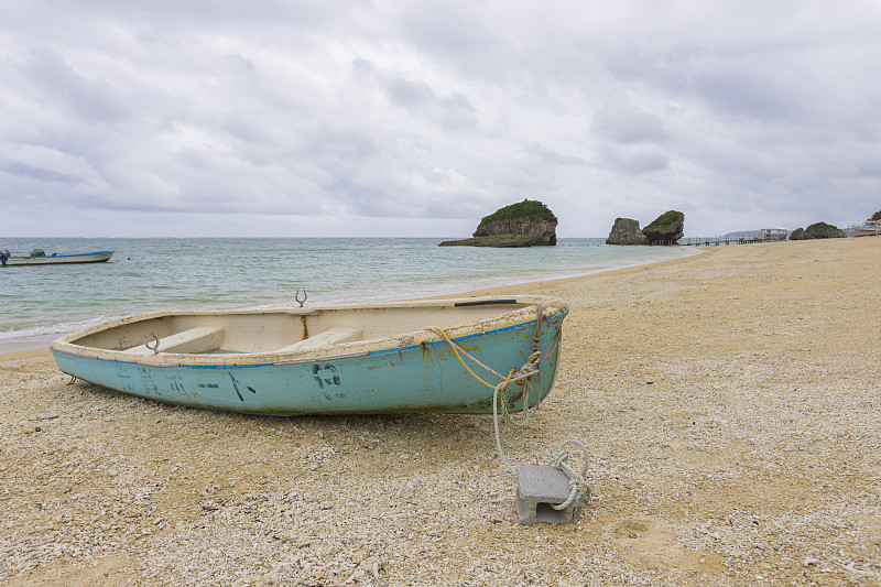 米巴鲁海滩，冲绳著名的海滩。