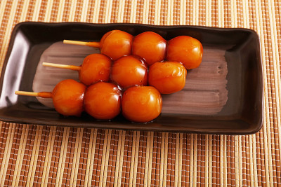 日本传统美味的甜食中的一道菜
