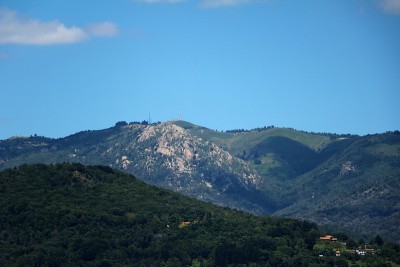 夏天，意大利皮埃蒙特的莫塔隆山