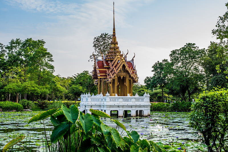 泰国曼谷，Suan Luang Rama IX公园的地标性建筑