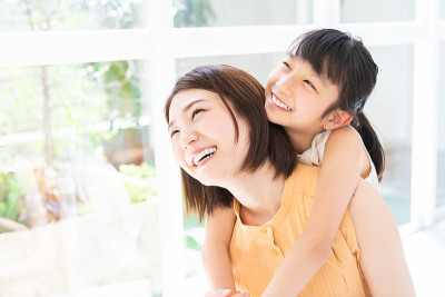 亚洲母亲和女儿