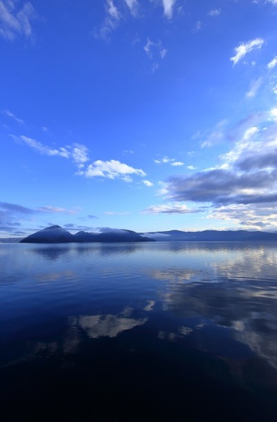 Toya湖秋季(10月/北海道，日本)