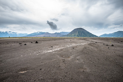 布罗莫山的景色