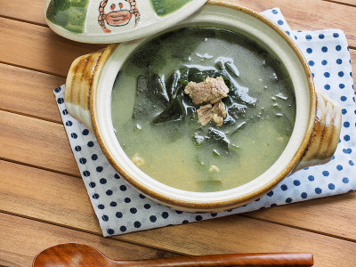 韩国菜牛肉紫菜汤