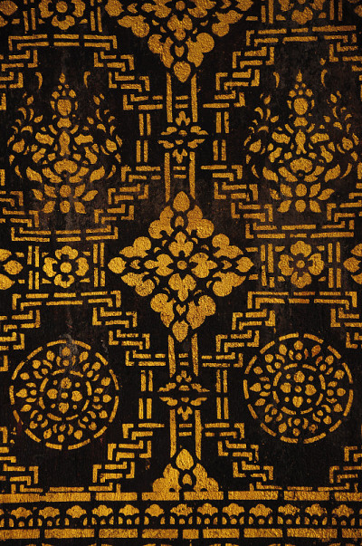 天花板上画着天使