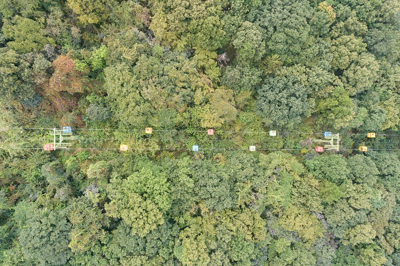 登封彩索道少林寺在中国，亚洲