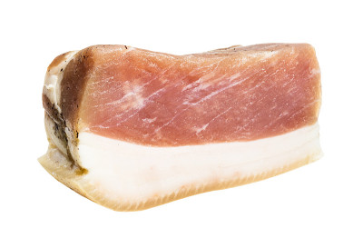 桶腌萨罗与猪肉隔离