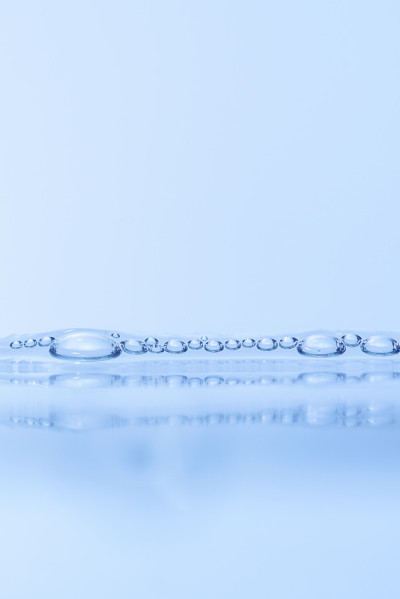 水