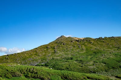 夏天的风景Kurodake峰会,北海道。