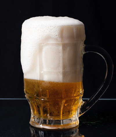 啤酒杯