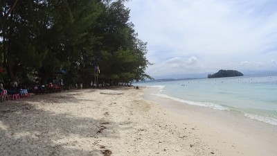 马努坎岛美丽的海滩