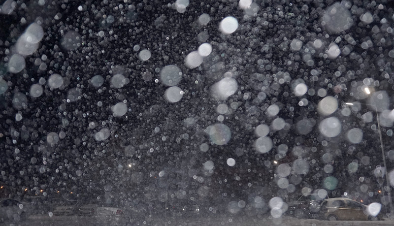 晚上下大雪
