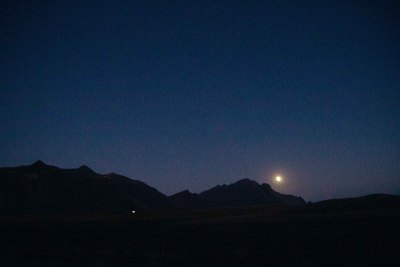 到达Höfn