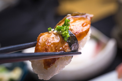 餐馆里卖寿司
