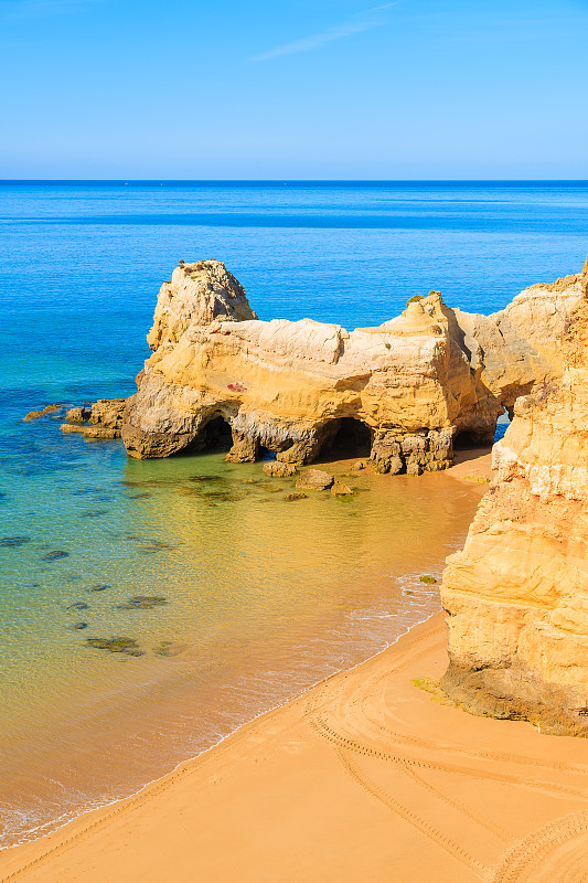 Praia da Rocha海滩的景色