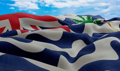英属印度洋旗帜迎风飘扬。现实和波浪织物旗。3 d渲染。