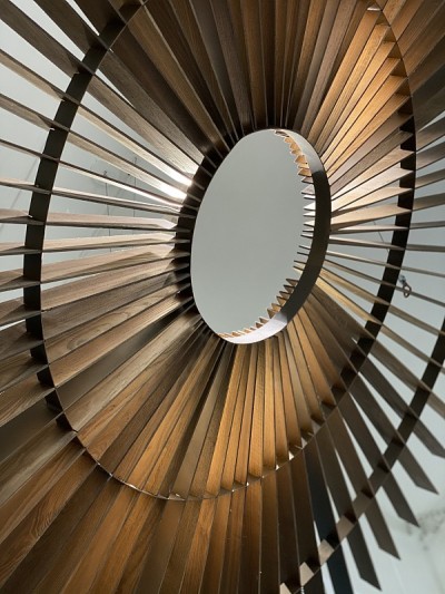 iron round sun bottom view