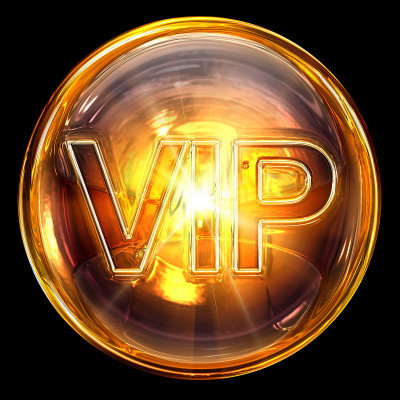 Vip图标火，孤立在黑色背景