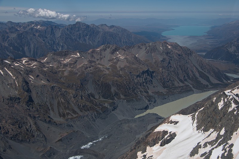 鸟瞰图的胡克湖，穆勒冰川湖和普卡基湖库克山国家公园在新西兰南岛