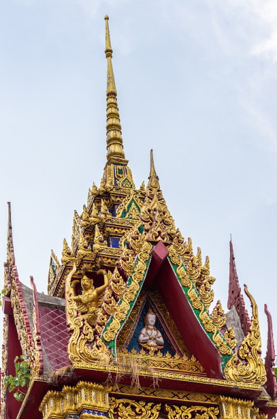 泰国苏梅岛白莲寺的小佛塔。