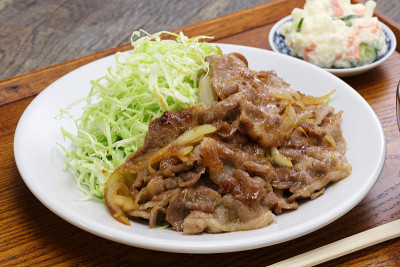 日式生姜猪肉套餐