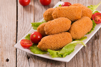 Supplì，意大利炒饭团。