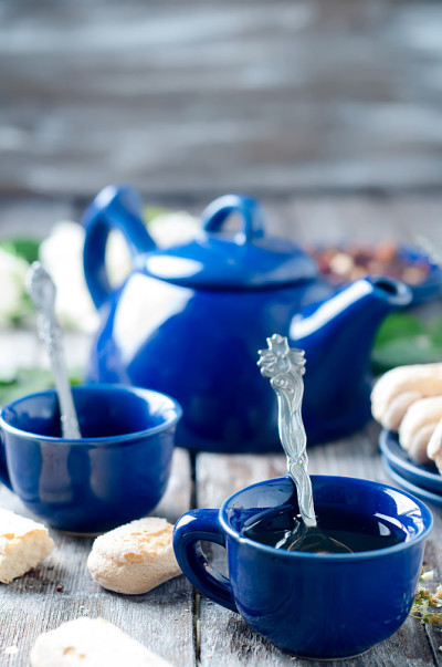 蓝色的茶