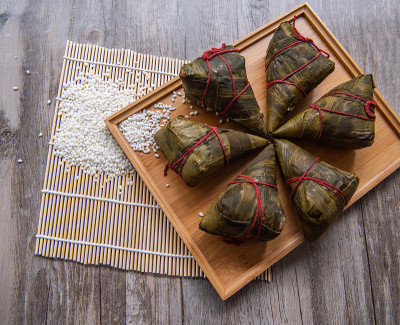 中国的传统节日食品粽子