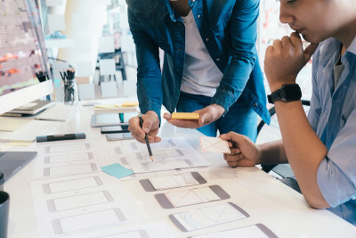 UX UI和编程开发技术。
