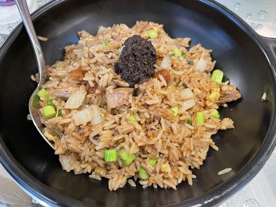 黑松露鸭肉炒饭，香港