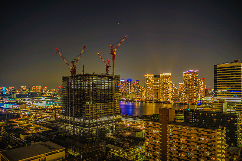 公寓及在建夜景(丰州)