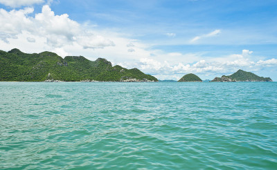 泰国石灰岩山脉海景
