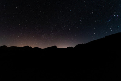 特内里费岛泰德火山的夜景照片。