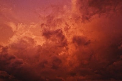 红色的天空
