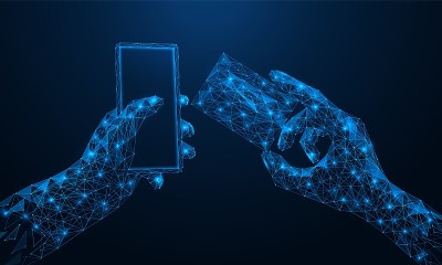 网上银行。用信用卡通过智能手机支付。